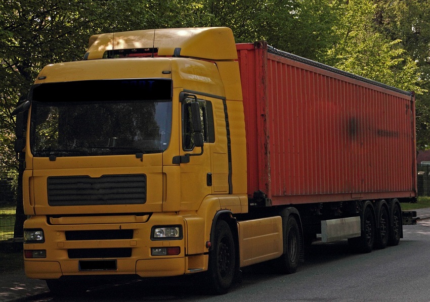 Are Class 8 Trucks More Vulnerable to Accidents? Find out the fact