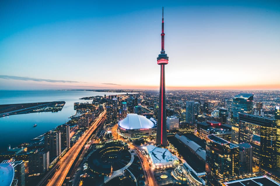 What are the Top 10 Things to Do near CN Tower?