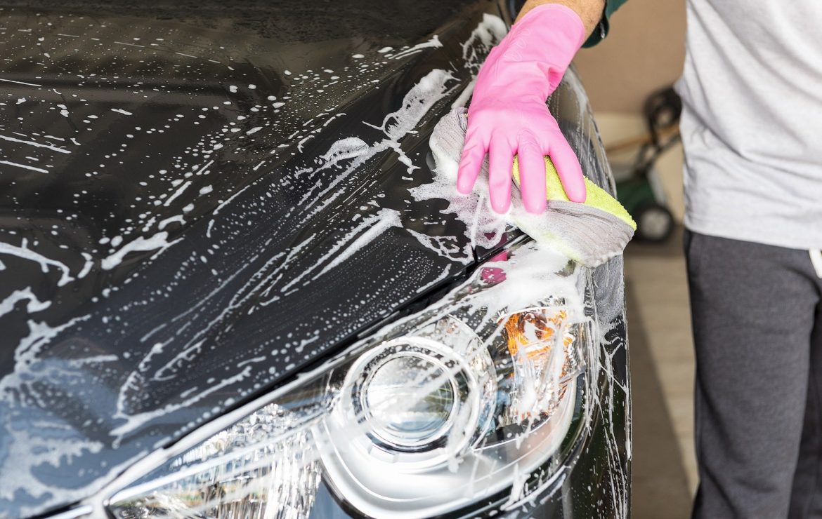 How To Choose A Good Service For A Car Wash In Southampton
