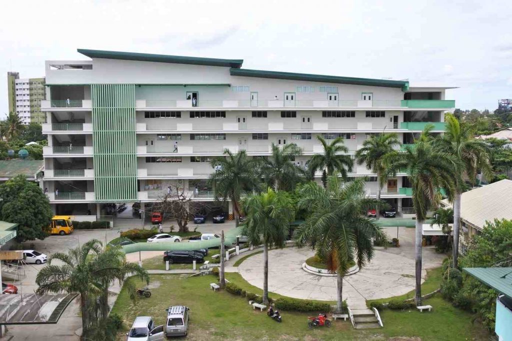 Campus At Uv Gullas College Of Medicine Philippines