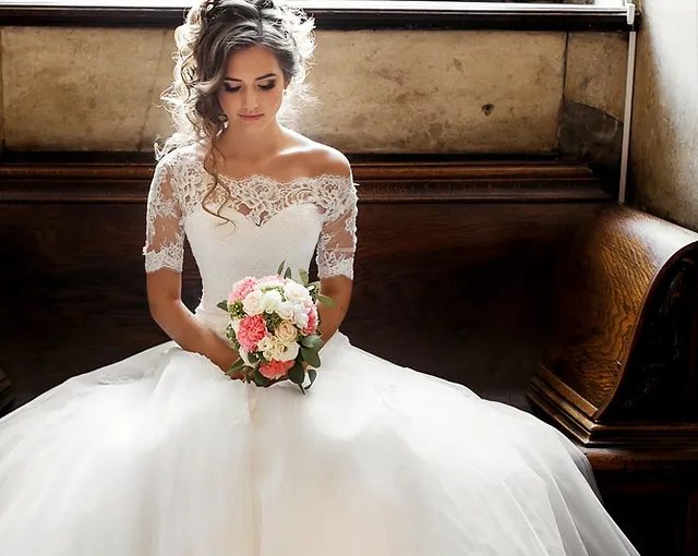 Lulus Is One-Stop Shop for All Wedding Dresses Requirements