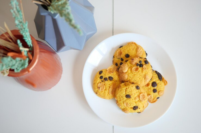 Deliciously Different: How to Make Vegan & Vegetarian Cookies Everyone Will Love